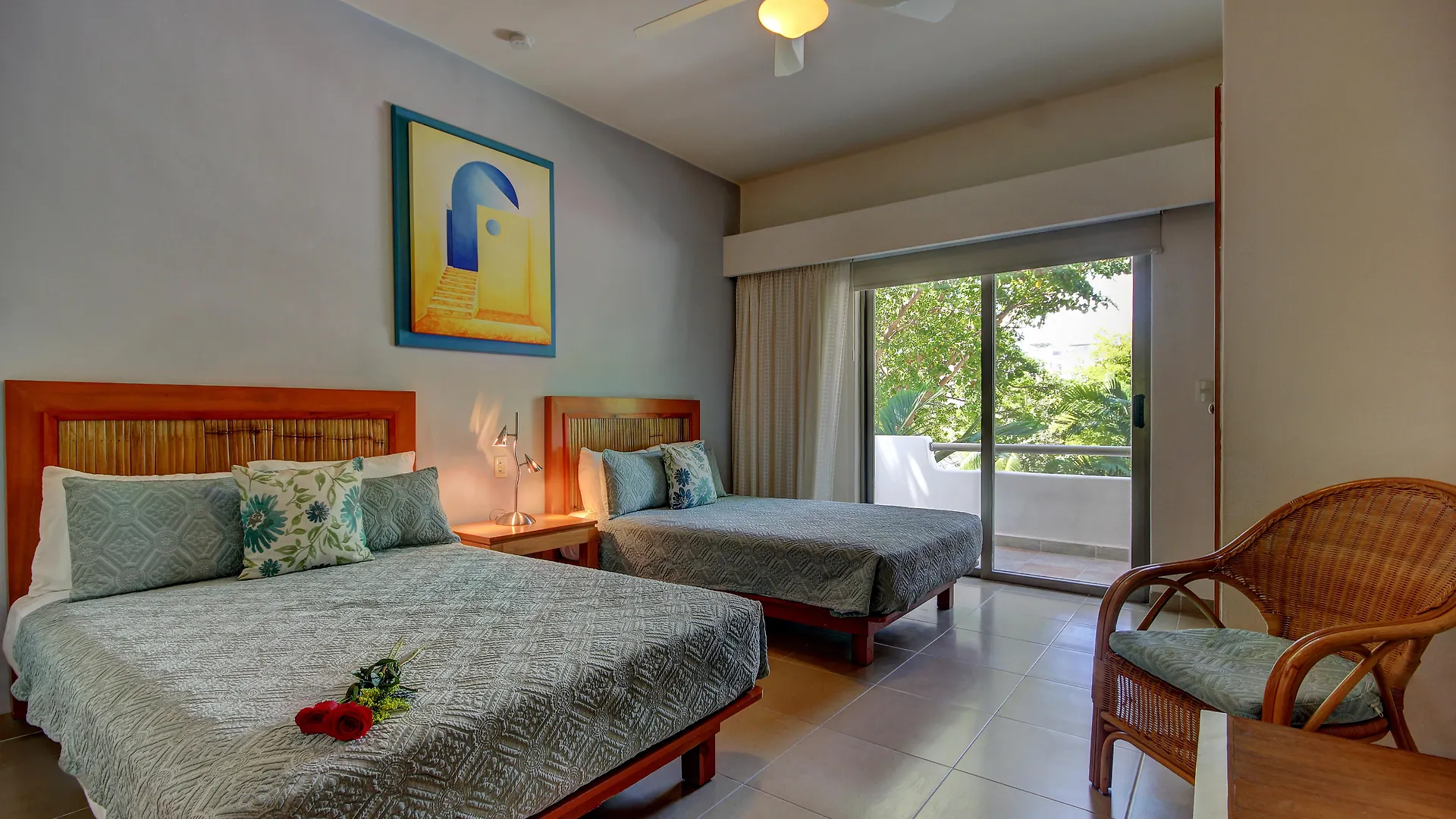 Riviera Maya Suites Playa del Carmen Apartahotel